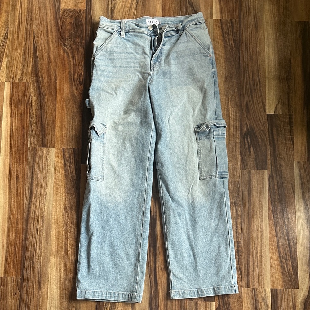 Cello Light Blue Low Rise Baggy Cargo Jeans Size 3